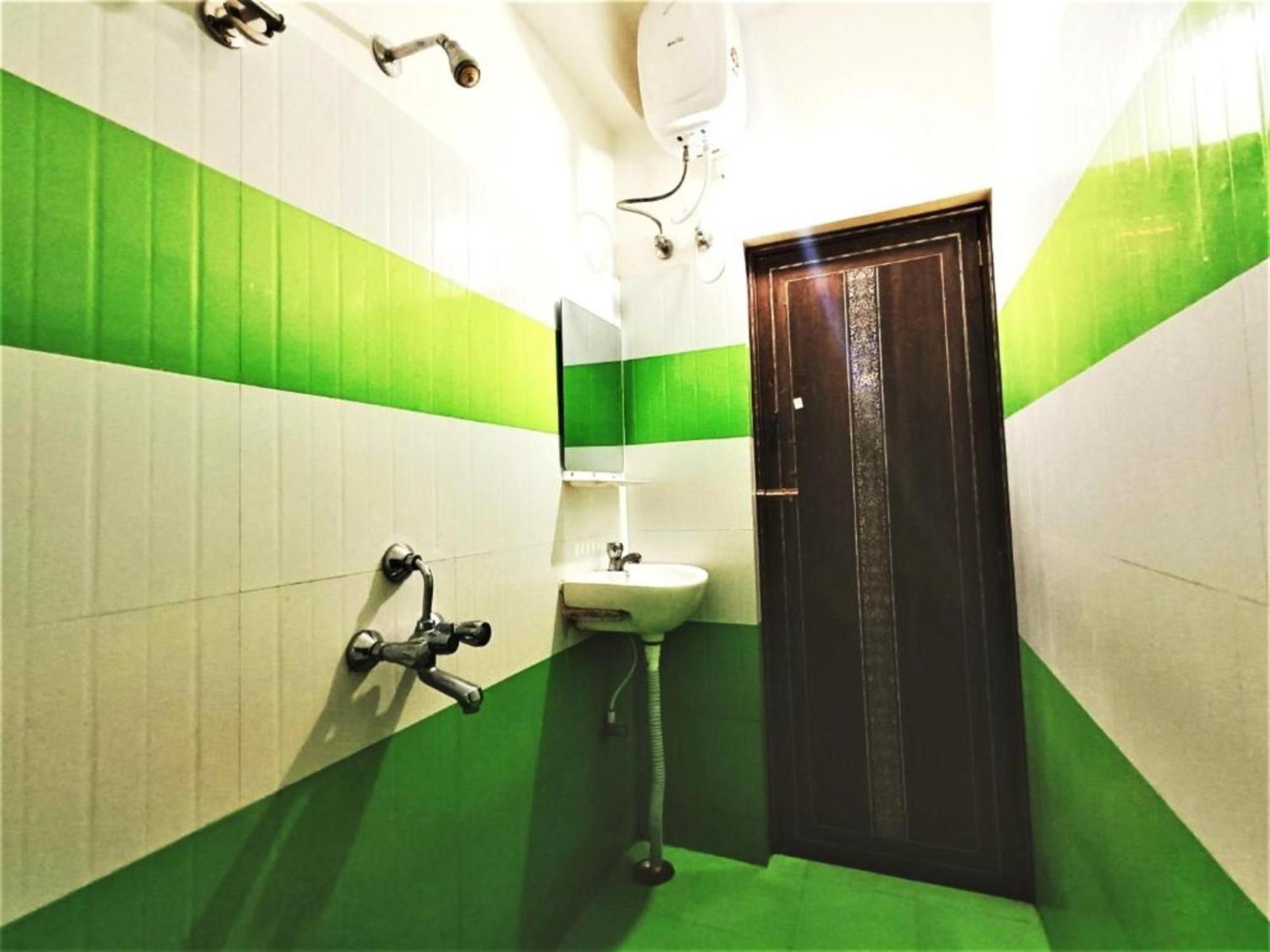 Hotel Krishna Residency Puri Near Sea Beach Best Choice Of Travellers By Morservices Екстериор снимка