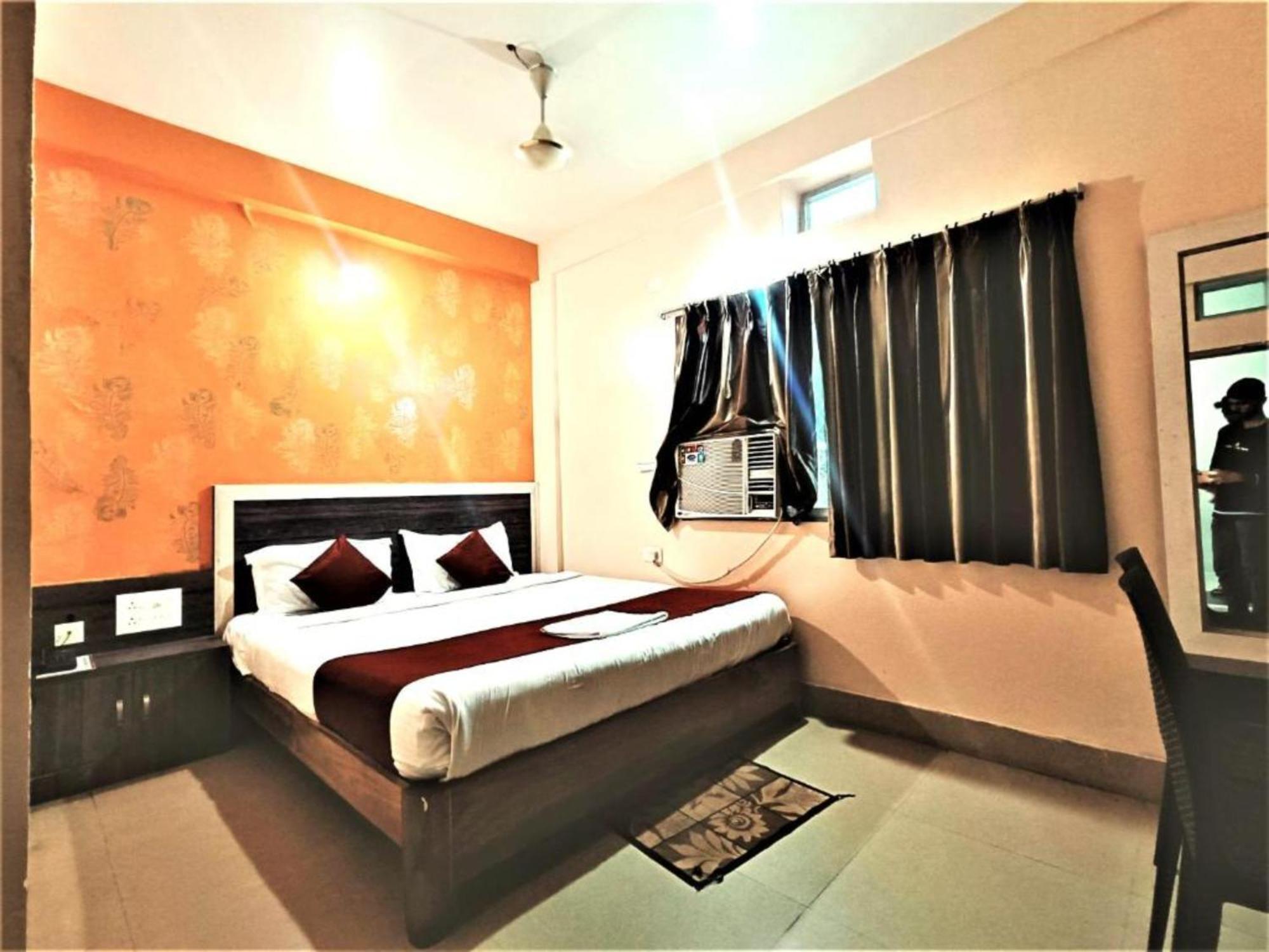 Hotel Krishna Residency Puri Near Sea Beach Best Choice Of Travellers By Morservices Екстериор снимка